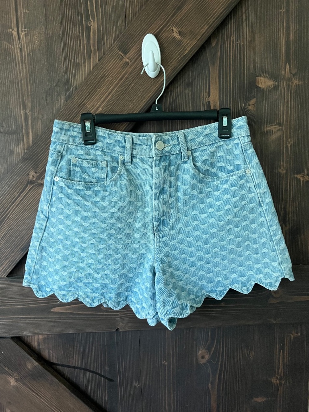 BLANKNYC The Reeve Scalloped Denim Shorts Size 29